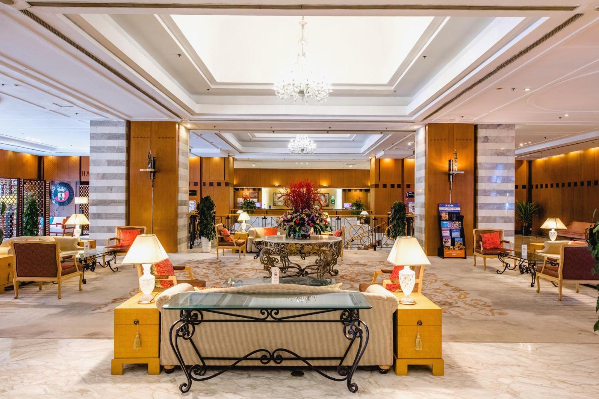 Ruishi Hotel Dalian Exterior photo
